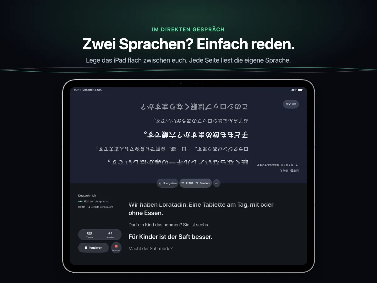Gespräch auf einem iPad, das flach zwischen zwei Personen liegt; jede Bildschirmhälfte zeigt zu ihrer Person